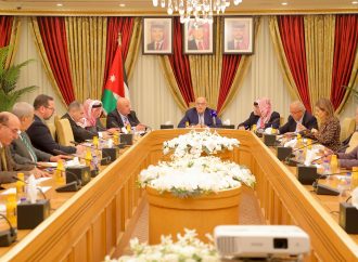 “مالية الأعيان” تبحث خطط ومشاريع وزارتي الاستثمار والتخطيط