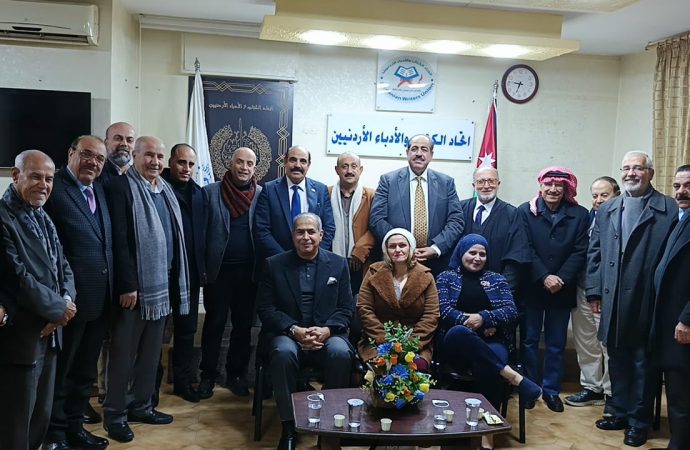 قشوع – الأردن يعيد ترسيم موازين القوى الإقليمية خلال محاضرته في اتحاد الكتاب