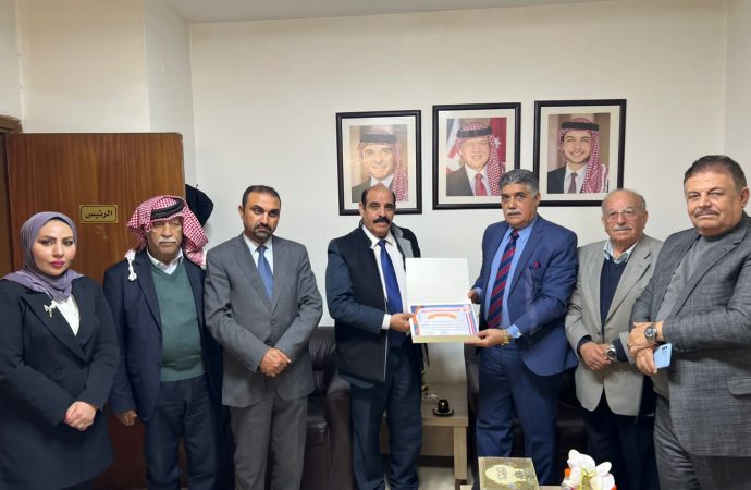 مستشار الاتحاد العربي للإعلام الإلكتروني في العراق يزور اتحاد الكتاب
