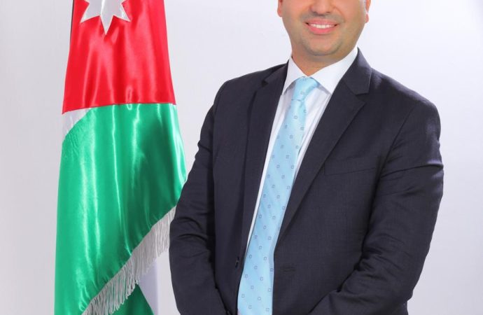 ترقية الدكتور حسام الخصاونة في جامعة الحسين التقنية