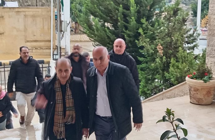 المصري يشيد بالنموذج الناجح لخطط الطوارئ لبلدية السلط