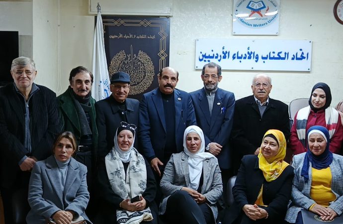 أمسية أدبية بعنوان “شذرات دافئة ” في اتحاد الكتاب