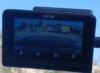 بلدية السلط تضبط المخالفات البيئية من خلال كاميرات على آلياتها ومركباتها