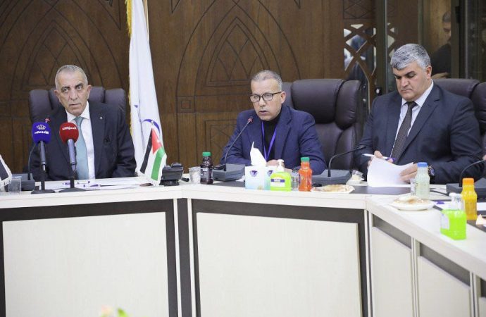 وزير الثقافة يلتقي هيئات وفعاليات ثقافية في المفرق