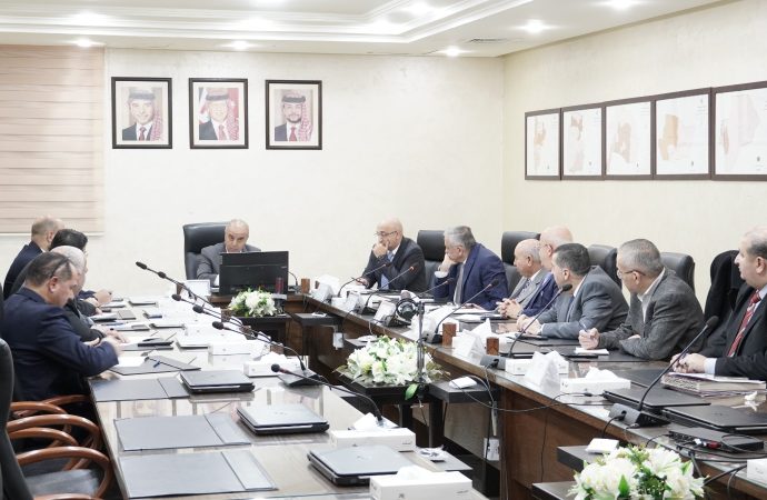 التعليم العالي يطالب بإعداد خطط مالية للجامعات الرسمية للأعوام “2026-2029”