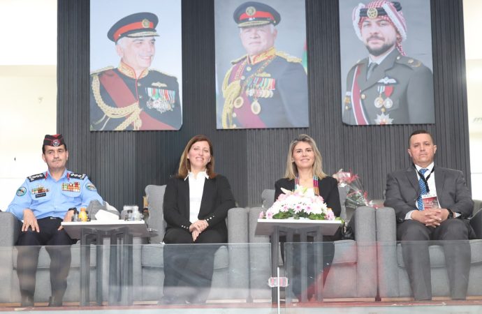 السعيد تفتتح بطولة المملكة للكيك بوكسينج للسيدات والشابات