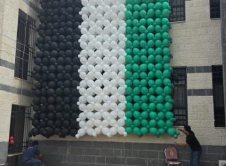 أكبر بالون يحمل العلم الأردني يزين سماء رحاب بني حسن في مشهد وطني مهيب