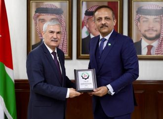 الرفاعي يبحث مع السفير الباكستاني تعزيز التعاون في مجالات العلوم والتكنولوجيا والإبتكار والبحث العلمي.