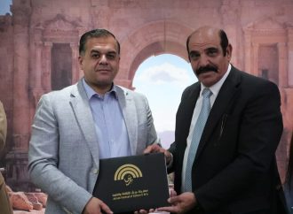 توقيع اتفاقية تعاون مشترك بين إدارة مهرجان جرش و اتحاد الكتاب والادباء الأردنيين
