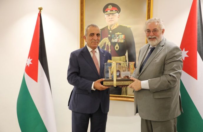 وزير الثقافة يلتقي السفير الاسباني لدى الاردن