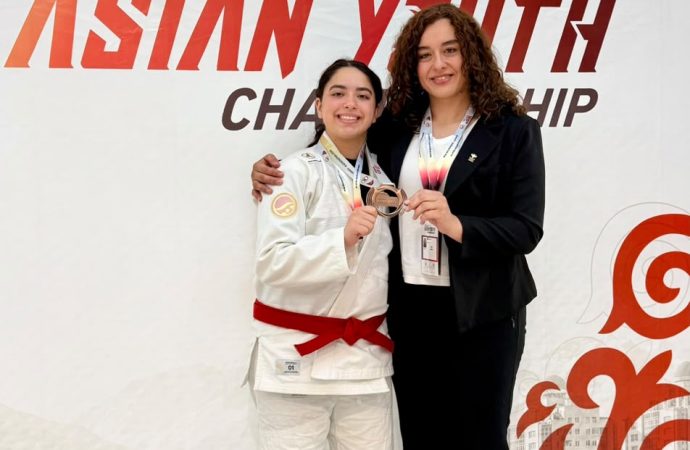 سلمى حداد تحرز ميدالية برونزية في بطولة آسيا للناشئين بالجوجيتسو